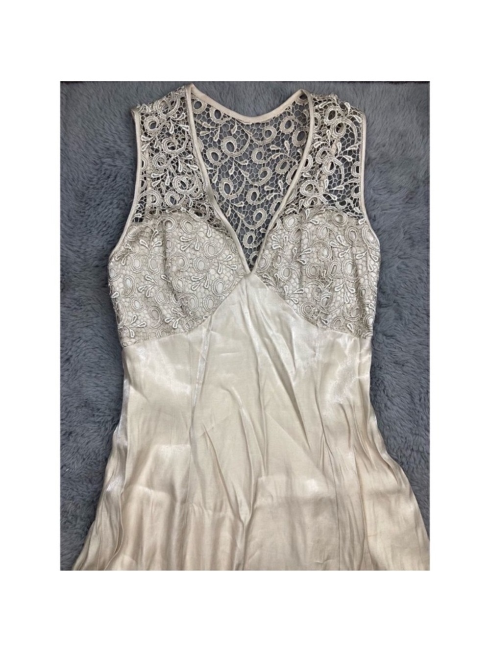 Vintage Jessica McClintock light tan crochet Lace shimmer Maxi Dress Formal Gown